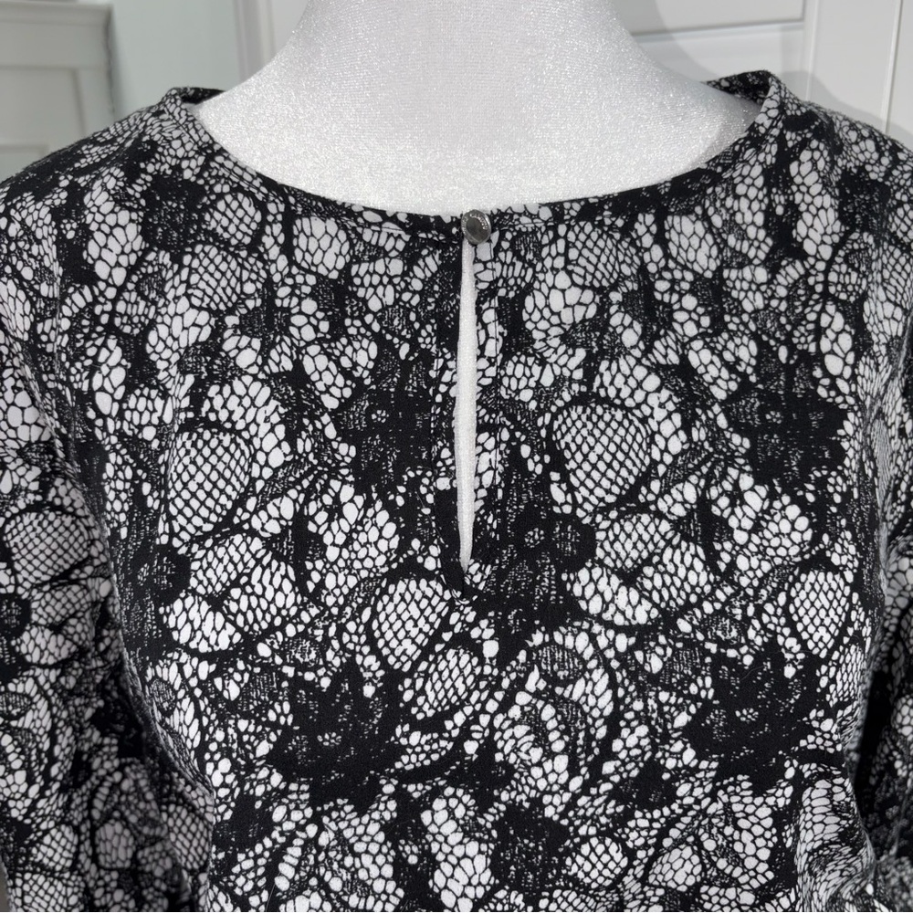 Vince Camuto B&W Lace Pattern Dress - Picture 2 of 6